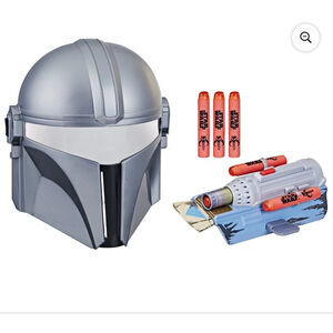 NEW Hasbro Mandalorian Mask & Gauntlet One Size Silver Blue